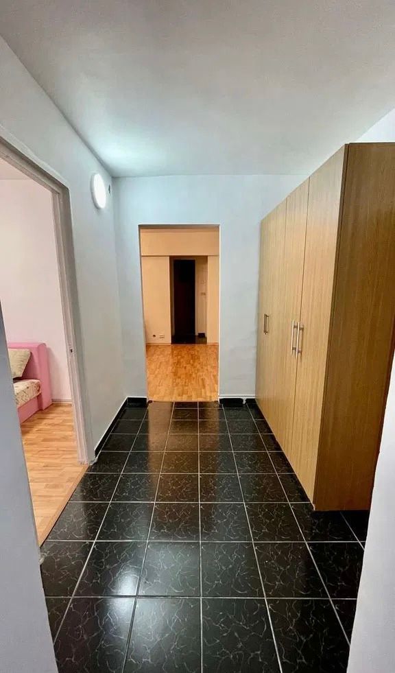 AP. 3 CAMERE GORJULUI, PARCARE, BOILER, MOBILAT MODERN, METROU 3 MIN - Poză 9