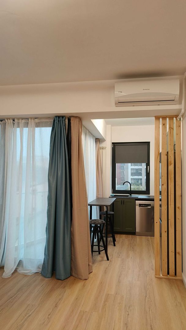 Închiriez garsonieră modernă, Decebal, bloc nou, centrală proprie - Poză 6