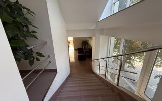 De vanzare  CLĂDIRE PREMIUM DE BIROURI ȘI SERVICII,  pret negociabil - Poză 8