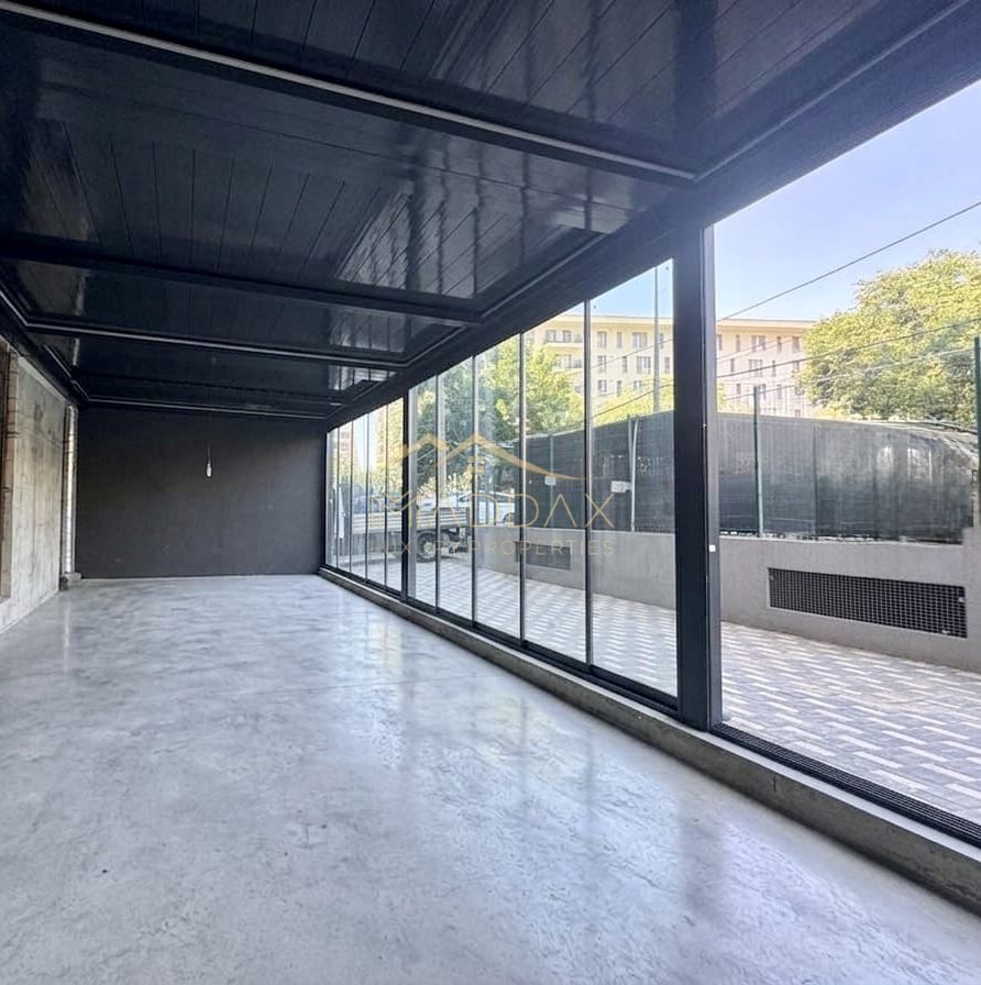 Spatiu Comercial + Terasa in zona Mihai Bravu ~ EXCLUSIVITATE - Poză 1