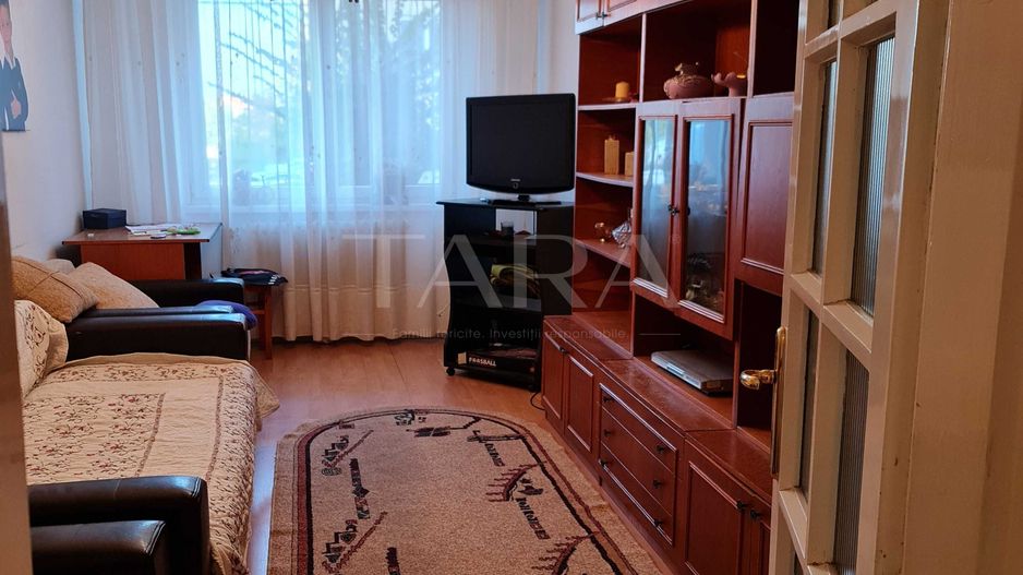 Apartament 3 Camere, Decomandat– Dâmbul Rotund - Poză 1