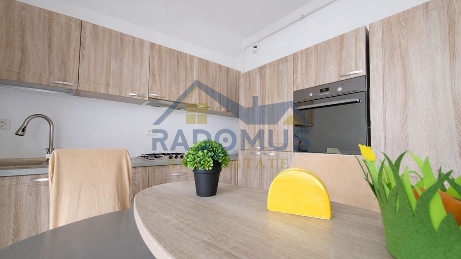 Inchiriere Penthouse - Ploiești - 9 Mai - 3Cam + 2 băi - Terasă 140mp - Poză 4