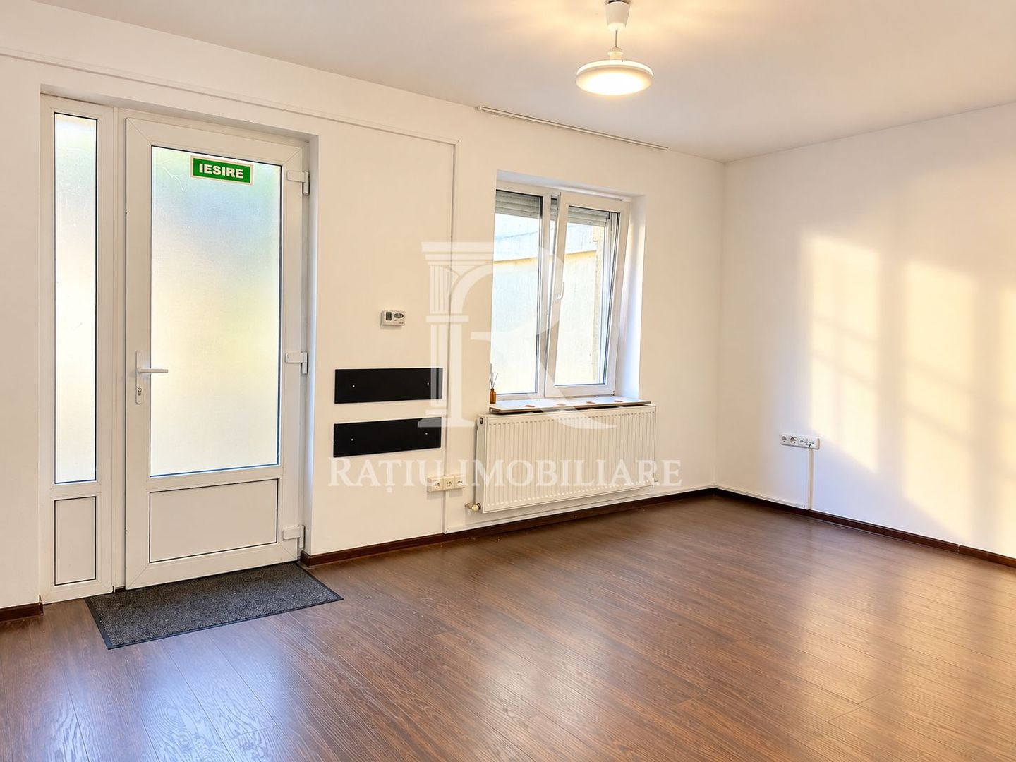 BIROU ULTRACENTRAL | 4 CAMERE | PARCARE CU BARIERA | ORADEA - Poză 3
