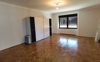 Casa ultracentral Periam - Poză 46