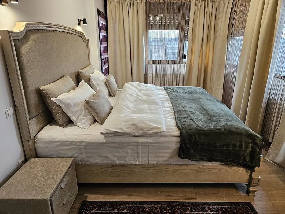 inchiriez apartament 3 camere - Poză 2