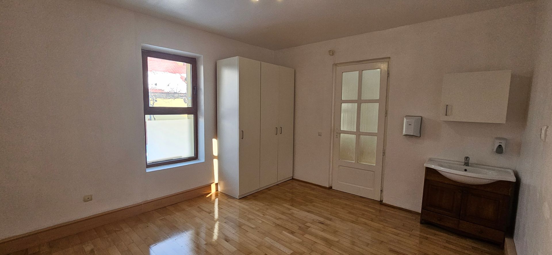 Casa de inchiriat in Andrei Muresanu, str. Anatol France - Poză 9