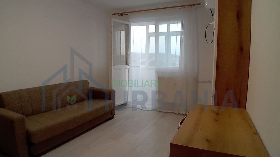 Garsonieră de închiriat în Podul Roș - Palas, Iași, 24 m², mobilată și utilată - Poză 1