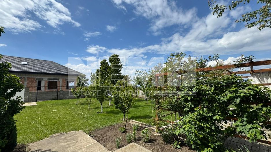 CASĂ DE VÂNZARE | LUNCUȘOARA, UDEȘTI, JUDEȚUL SUCEAVA | PREȚ: 350.000€ - Poză 6