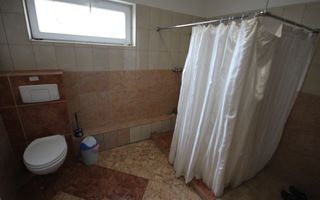 Vila  destinatie camin batrani - Poză 14