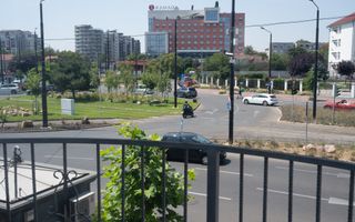 Spatiu Comercial | Etajul 1 + Mansarda | Decebal | 300 mp | Oradea - Poză 1