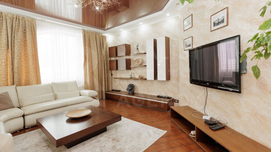 Chirie, apartament, 4 camere, str. Bucureşti, Centru - Poză 4