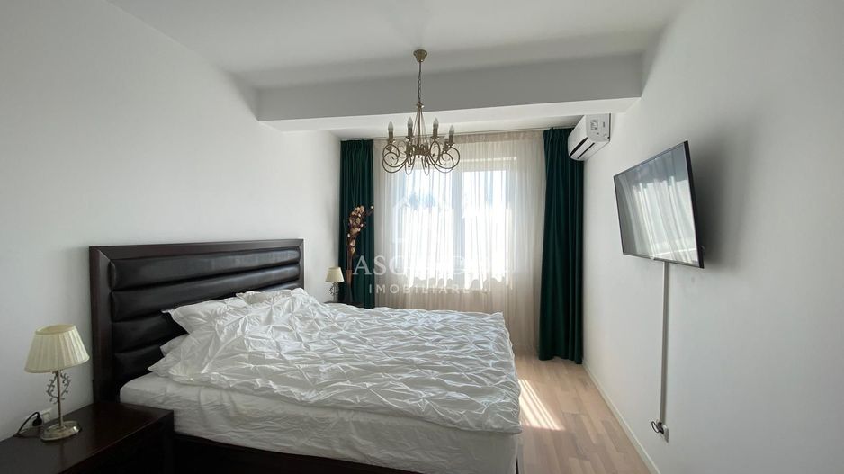 Apartament 3 camere, 2 bai premium mobilat lux , cu parcare inclusă - Poză 19