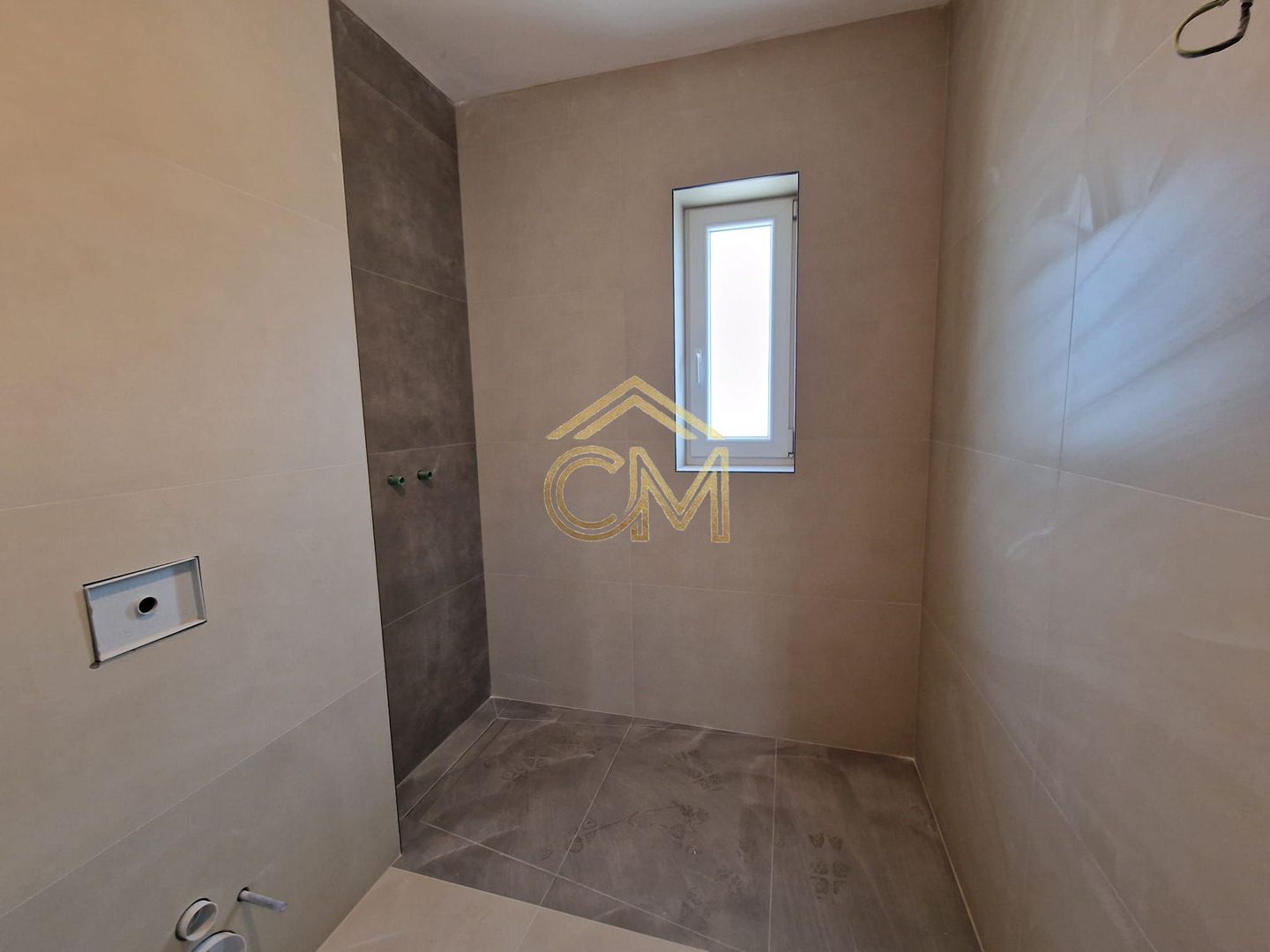 Casă 4 Camere - 110 MPU - 264 MP Teren - La Cheie - Poză 6