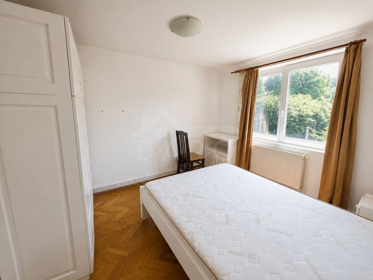 Închiriez Apartament Premium | 2 camere | 55 m2 | Ultracentral | Renovat recent | Etaj 2 - Poză 4