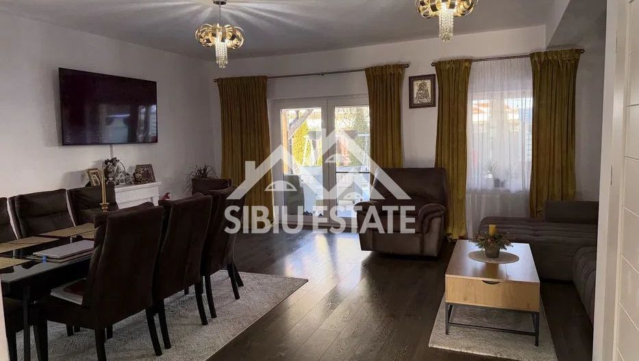 Casa 4 Camere 2 Bai Balcon si Terasa 21mp, mobilata si utilata - Poză 2