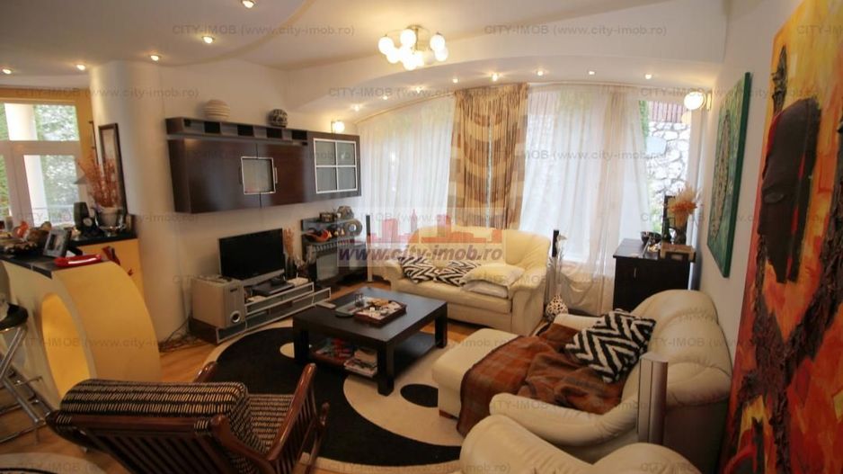 Vanzare Vila SINAIA - Poză 4