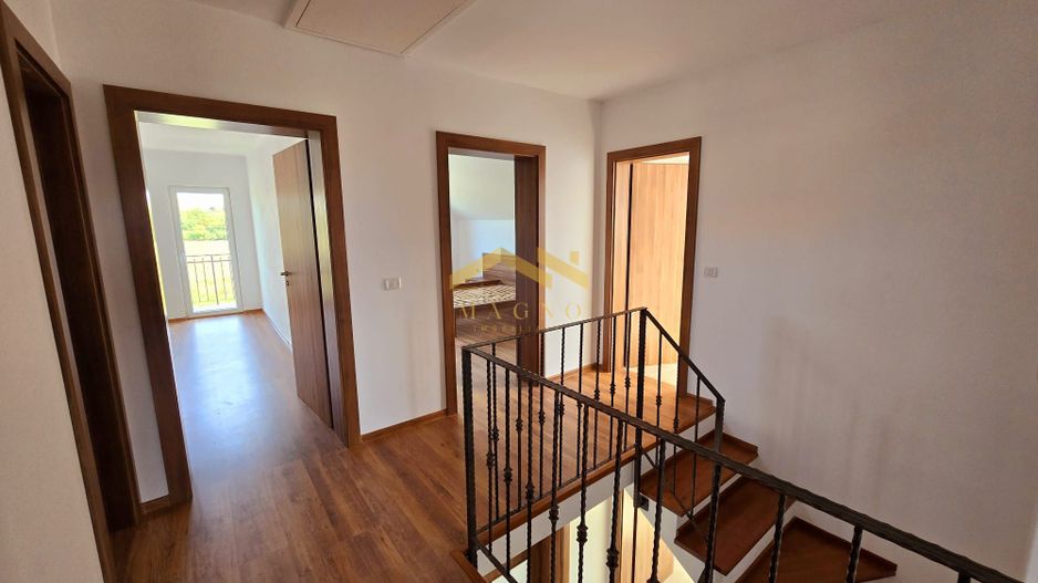 VILA P+M NOUA DE VANZARE IN LIPOVA BAI - Poză 16