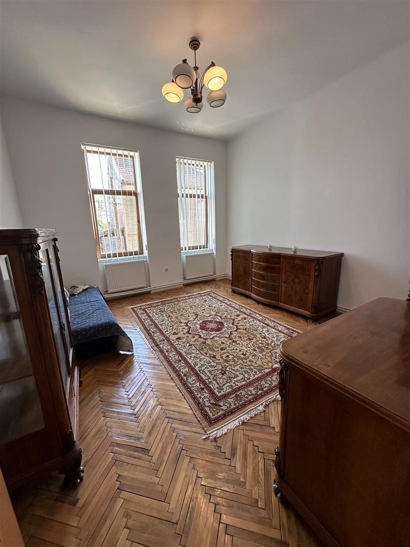 Spatiu comercial zona Petofi - Poză 1