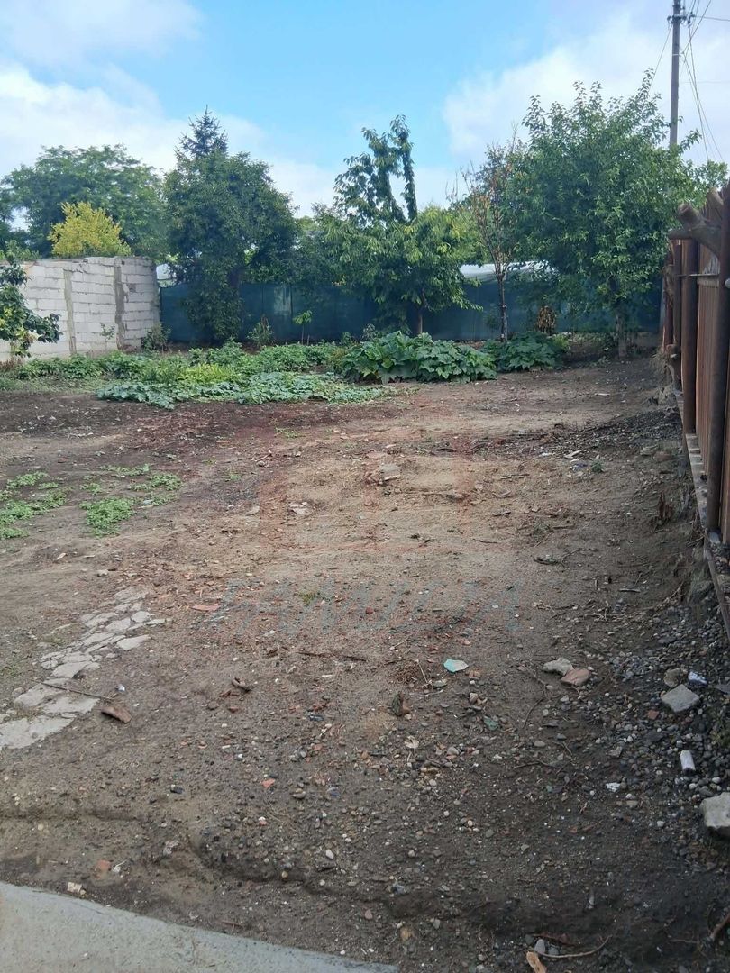 38.000 euro, casa DEMOLABILA cu 440 mp teren in FILESTI - Poză 3