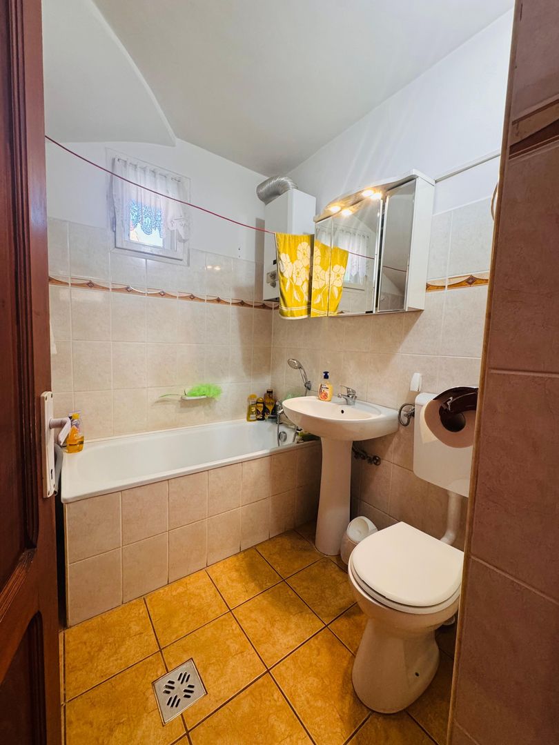 Casa parter si etaj - teren 1250 mp in Satu Nou Comuna Tamaseu - Poză 3