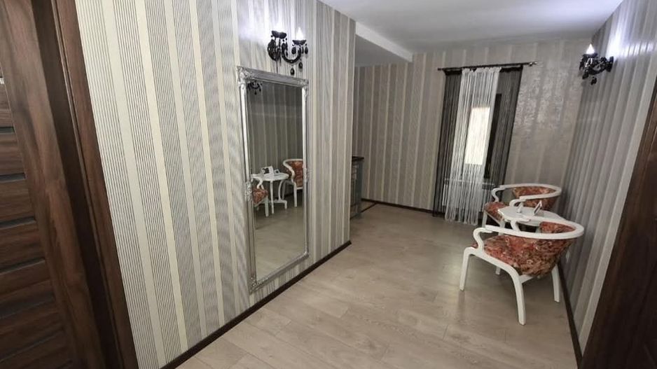 Vila „la cheie” de închiriat în Mazepa, aproape de Faleza Dunării - Poză 13