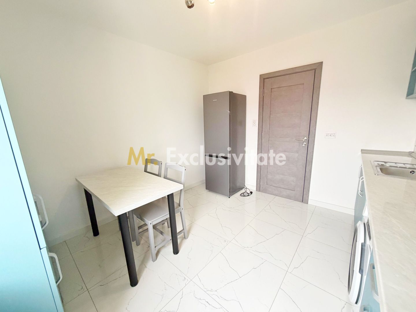 Inchiriere Apartament 3 camere decomandat Trivale - Poză 6
