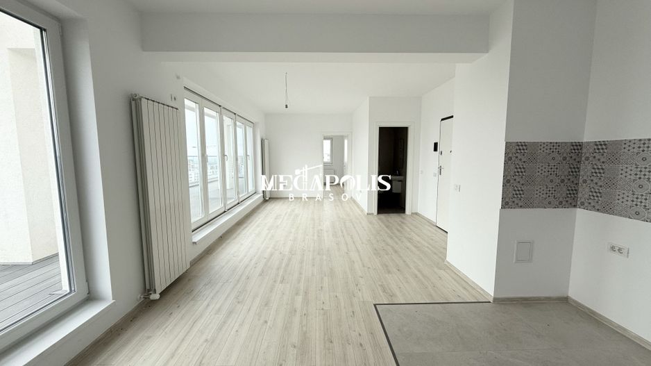 Vinzare Penthouse FINALIZAT SI INTABULAT BRASOV ZONA TRACTORUL - Poză 2