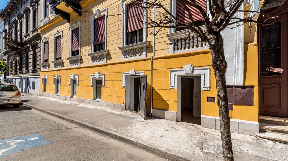 Spațiu comercial cu acces stradal, pe b-dul Decebal, ideal investiție - Poză 9