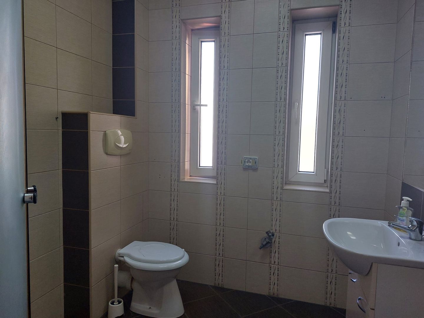 Spatiul "ZABALA", imobil exclusiv birouri, 89 mp - Poză 14