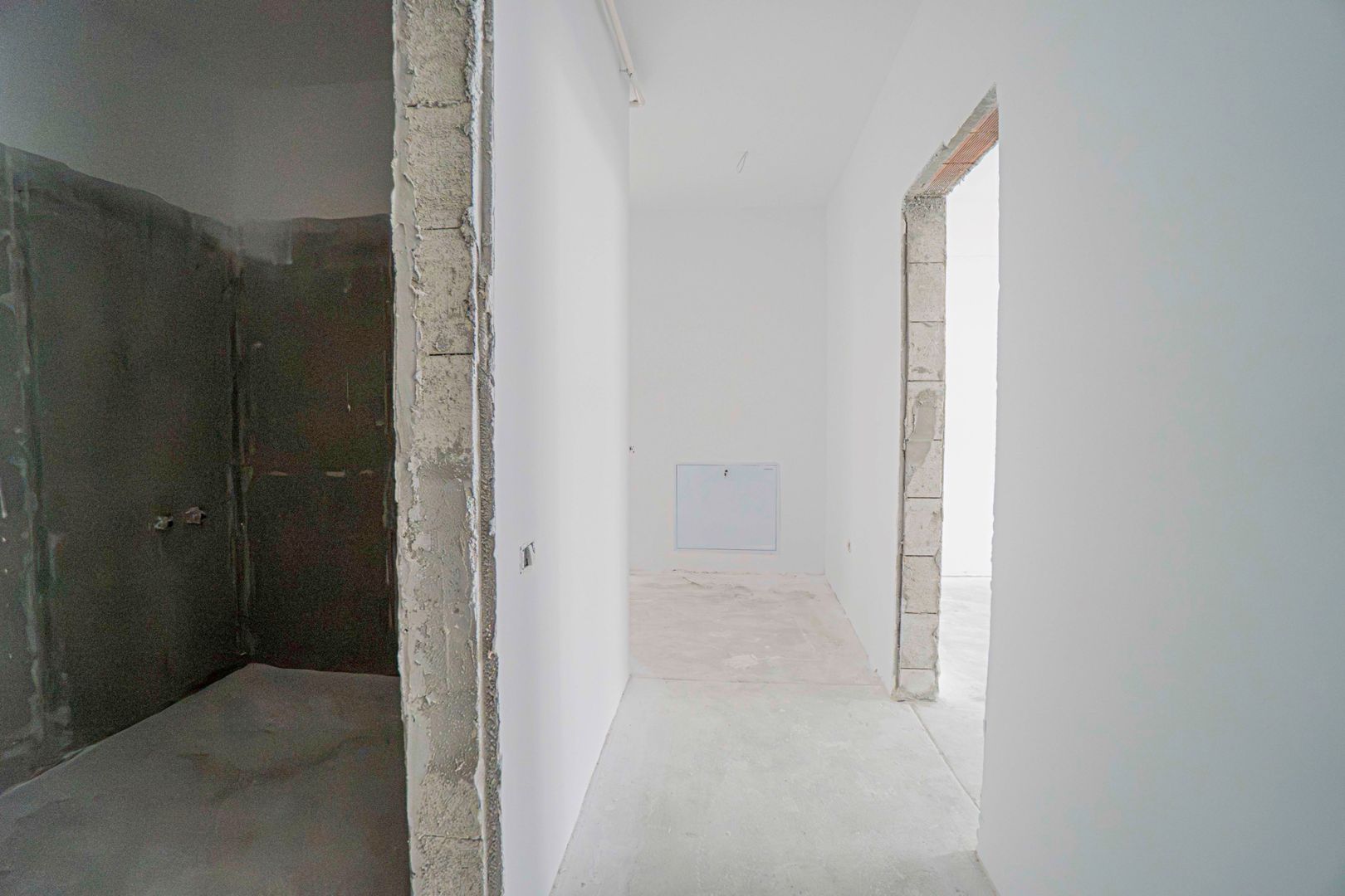 Tomis Nord - Vanzare apartament decomandat cu 2 camere,  bloc nou. - Poză 18