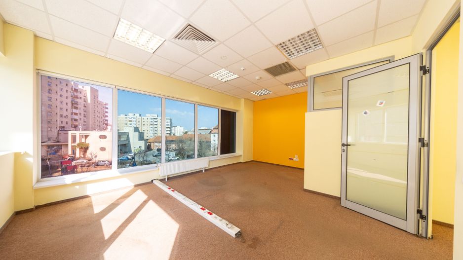 Cladire Comerciala Centrala Brasov | 612 mp | Ideal Investitie - Poză 12