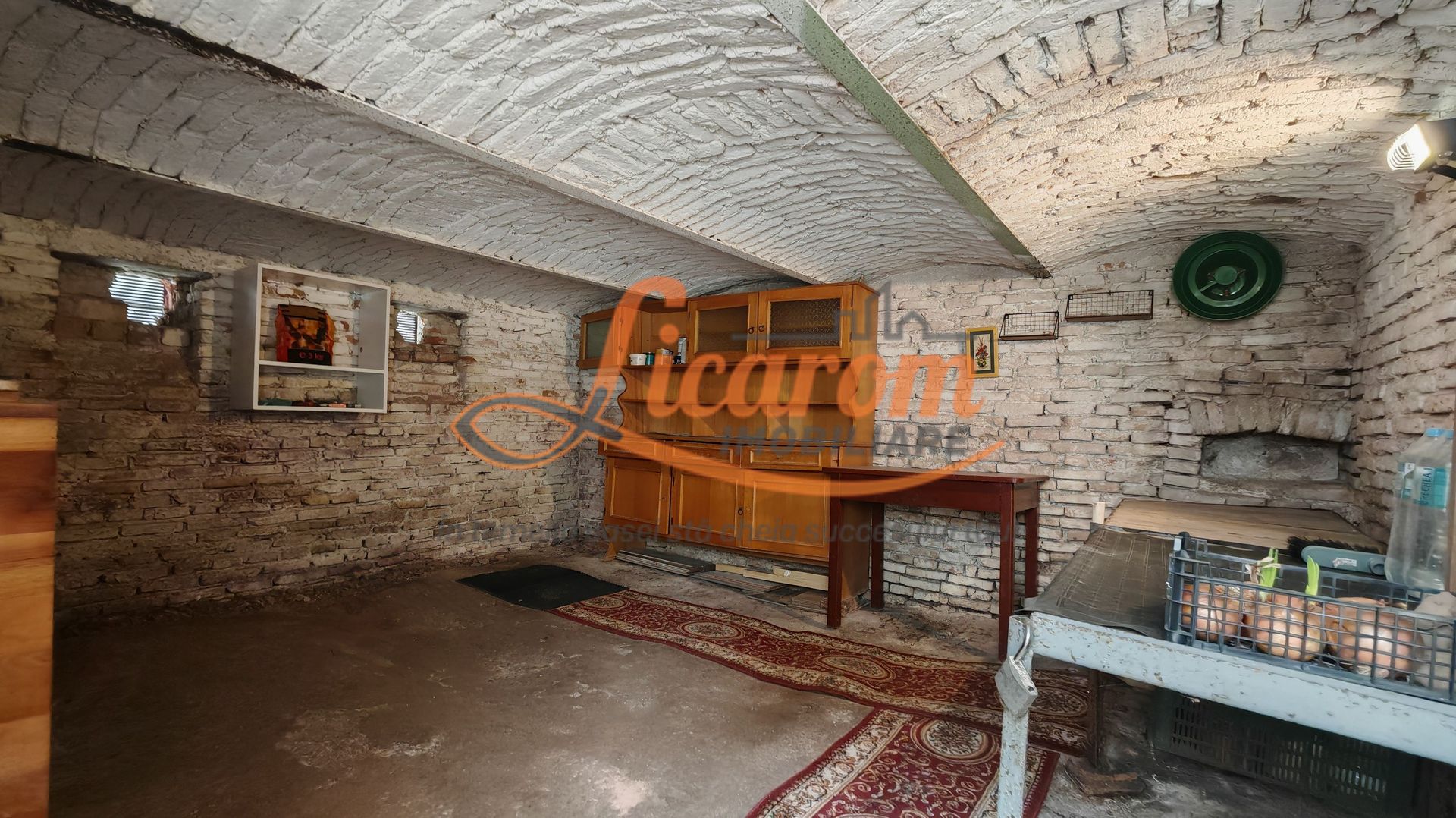 Casa traditionala singur in curte SANPETRU recent amenajata - Poză 14