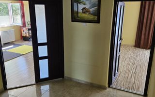 Apartament 2 camere de închiriat în Dancu, etaj 1, vilă, loc de parcare, zonă liniștită - Poză 3