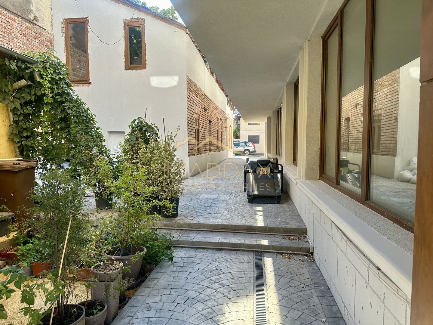 Spațiu comercial de lux pe Bulevardul Aviatorilor – 94 mp utili + terasa (135mp) - Poză 18