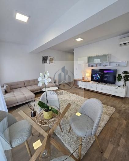 Inchiriere apartament 2 cam + parcare subterana Catted Residence - Poză 5