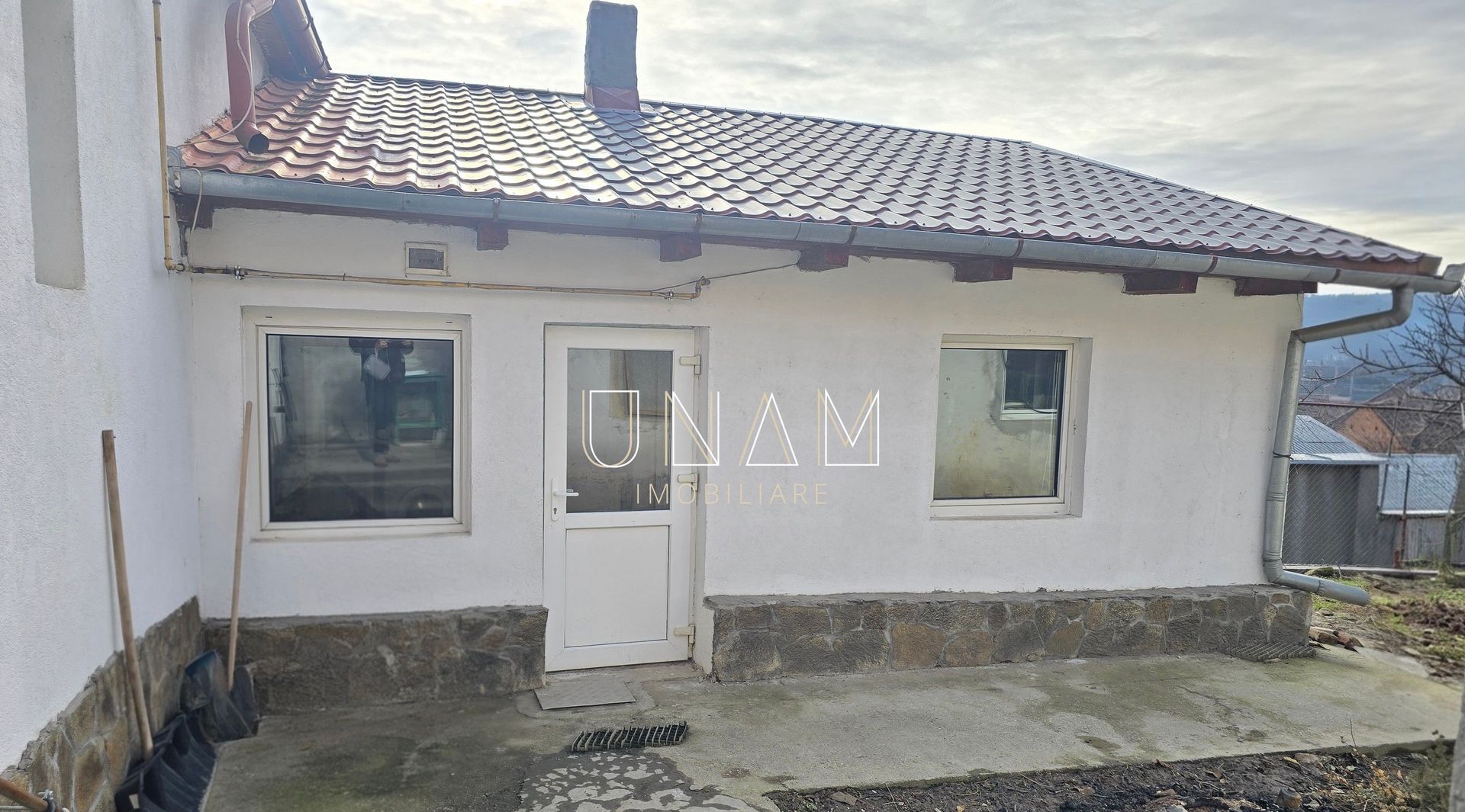 Casa cu 3 corpuri | curte | potential real | Muncitoresc – Resita - Poză 20