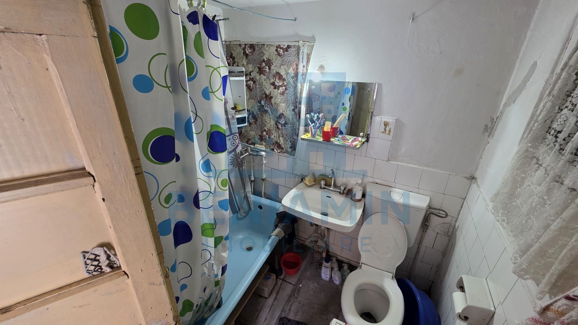 Casa in oras zona Promenada strada Raului 257mp utilitati - Poză 8