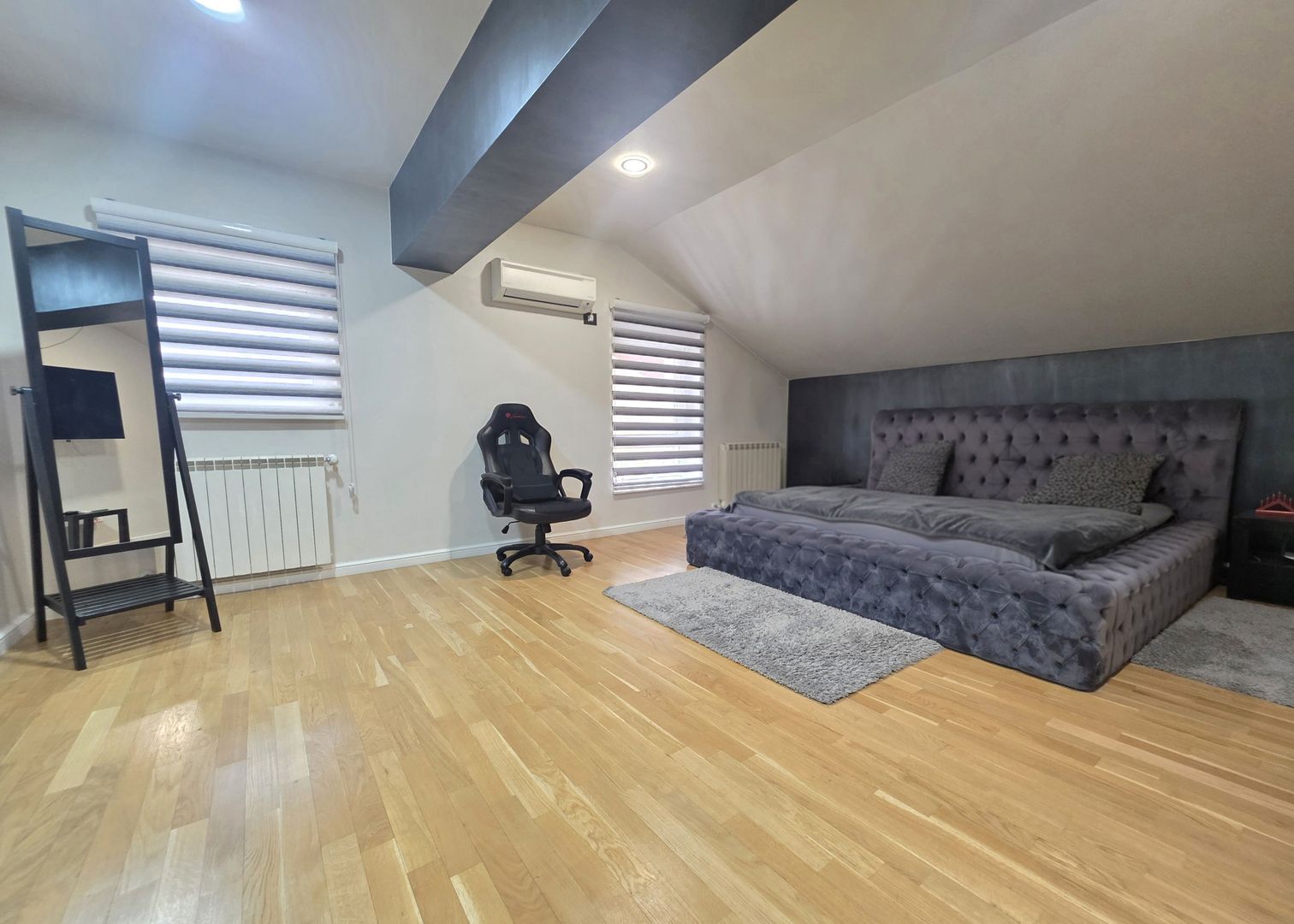 Vilă excepțională cu lift, piscina și teren de 1000 mp | VOLUNTARI - Poză 10