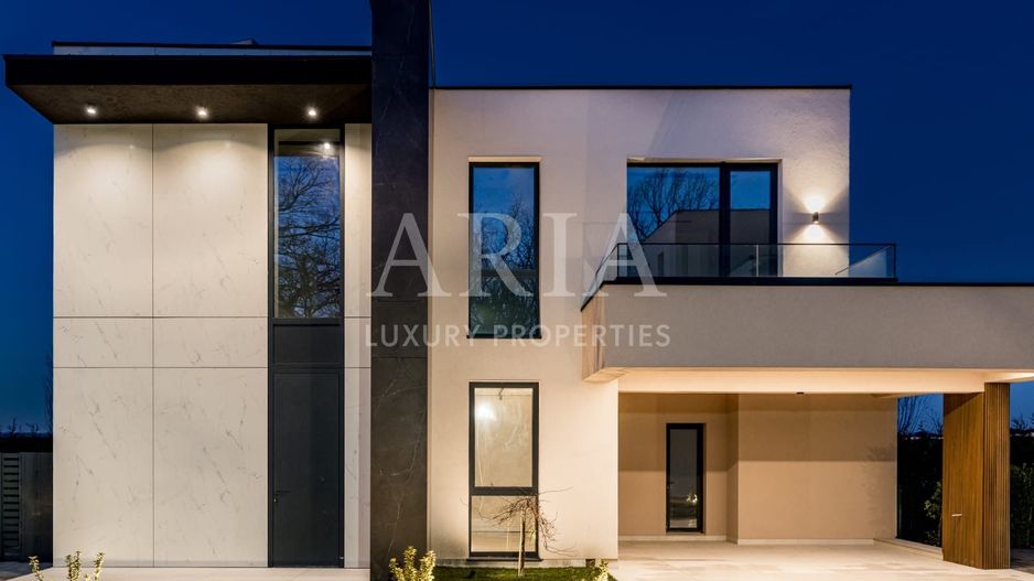 VILA EXCLUSIVISTA PADURE - Poză 13