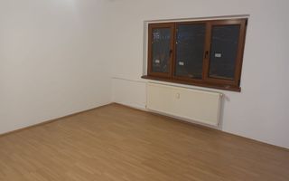 APARTAMENT SPATIOS METROU ZONA EROI REVOLUTIEI - Poză 1