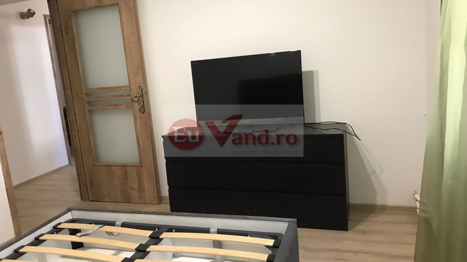 Apartament 3 camere – Centru, Str. Domneasca (langa Hotel Mercure) - Poză 4