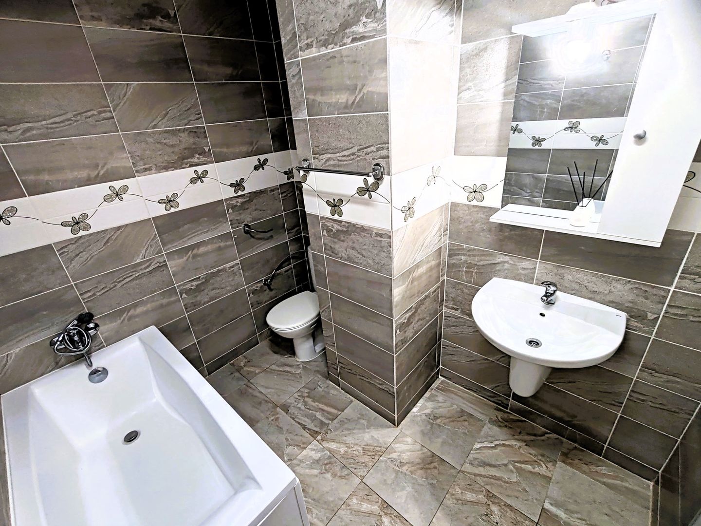 2 Camere | Centrala Proprie | An 2019 | Mobilat-Utilat | La Cheie - Poză 5