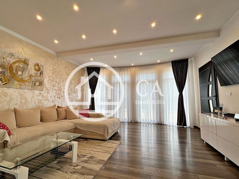 Casă de vânzare cu 4 camere în Santandrei, Oradea - Poză 3