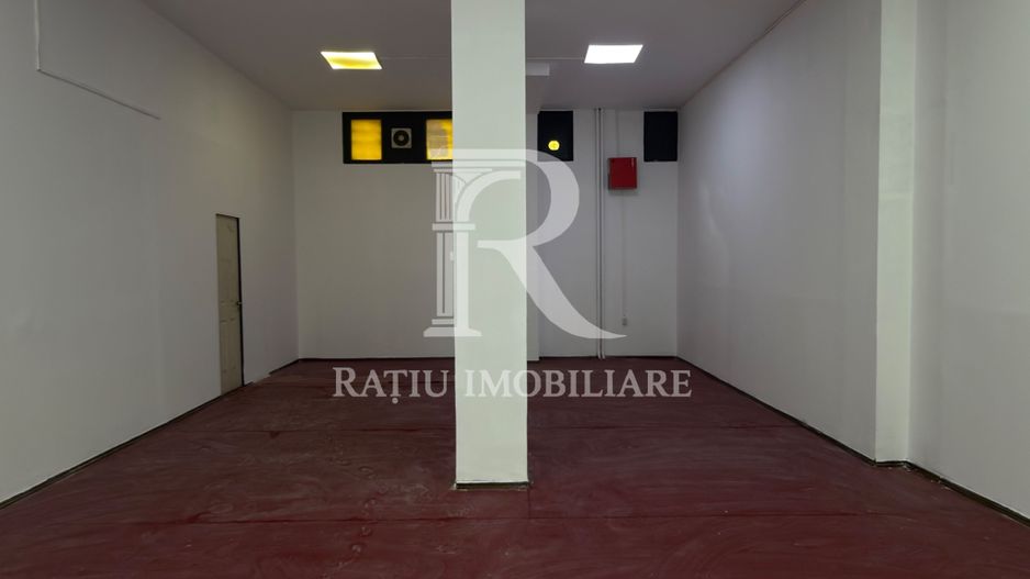 Spațiu comercial de închiriat în Oradea, zona Rogerius - Poză 5