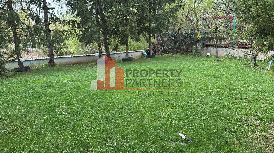 Vila cu potential zona Jolie Ville - Poză 4