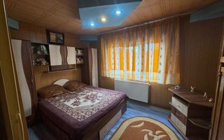 APARTAMENT CU 2 CAMERE, ETAJ 4, GRUI, CAMPULUNG - Poză 9