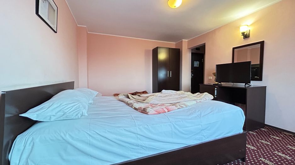 Hotel Austin D+P+3E de inchiriat - ideal birouri/clinica/scoala soferi - Poză 10