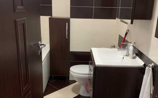 BRASADAS vinde ap 3 cam cu parcare in curte zona Botizului. - Poză 7