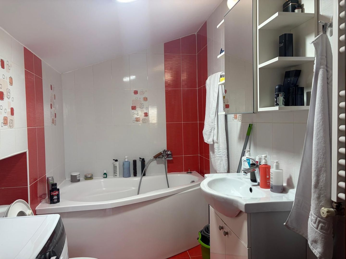 Apartament cu doua camere, 1 Mai - Poză 12