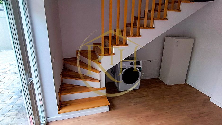 Apartament spațios de închiriat ideal pentru locuință sau activități comerciale - Poză 16